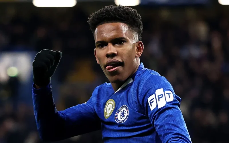 إستيفاو ويليان يوضح حقيقة رفضه مانشستر يونايتد وطموحه الكبير مع نادي تشيلسي